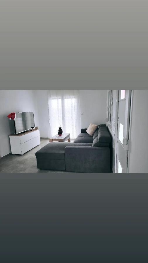 Countryside Apartments First Floor Трикала Экстерьер фото