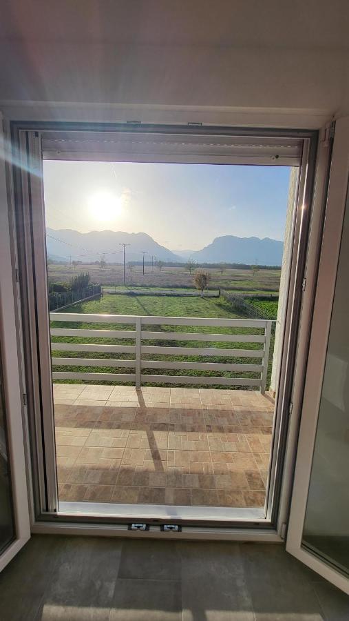 Countryside Apartments First Floor Трикала Экстерьер фото